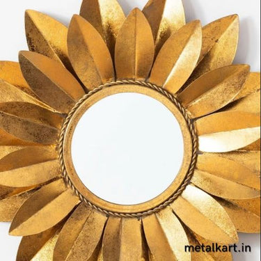 Metallic Ethereal Wrought Iron Halo Wall Mirror (24 x 24 Inches)